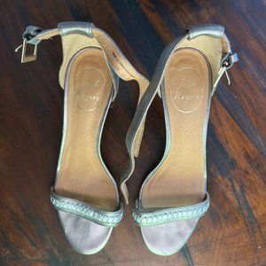 Grey Jack Rogers Block Heeled Sandal Size 7